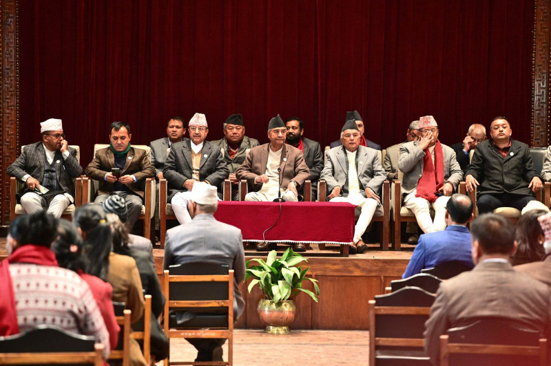 कांग्रेसले बाेलायाे पदाधिकारी बैठक